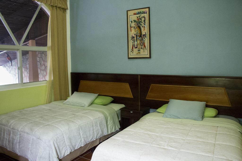 Hotel Ribiera Del Lago Peten Itza San Roman Exterior foto