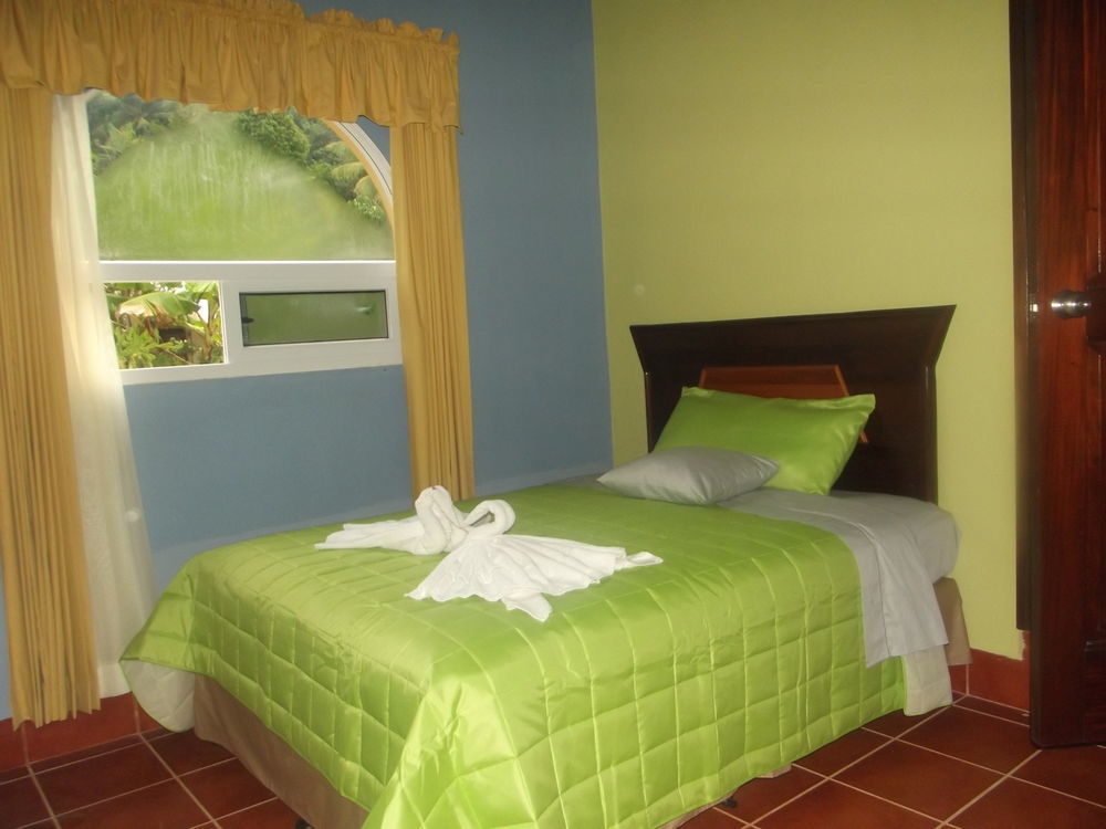 Hotel Ribiera Del Lago Peten Itza San Roman Exterior foto