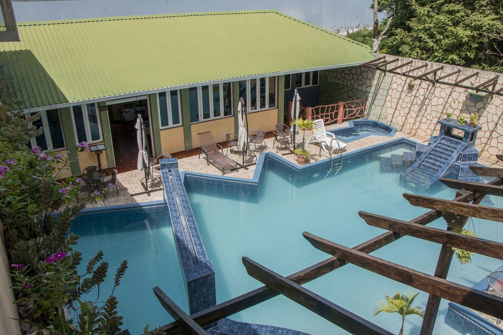 Hotel Ribiera Del Lago Peten Itza San Roman Exterior foto
