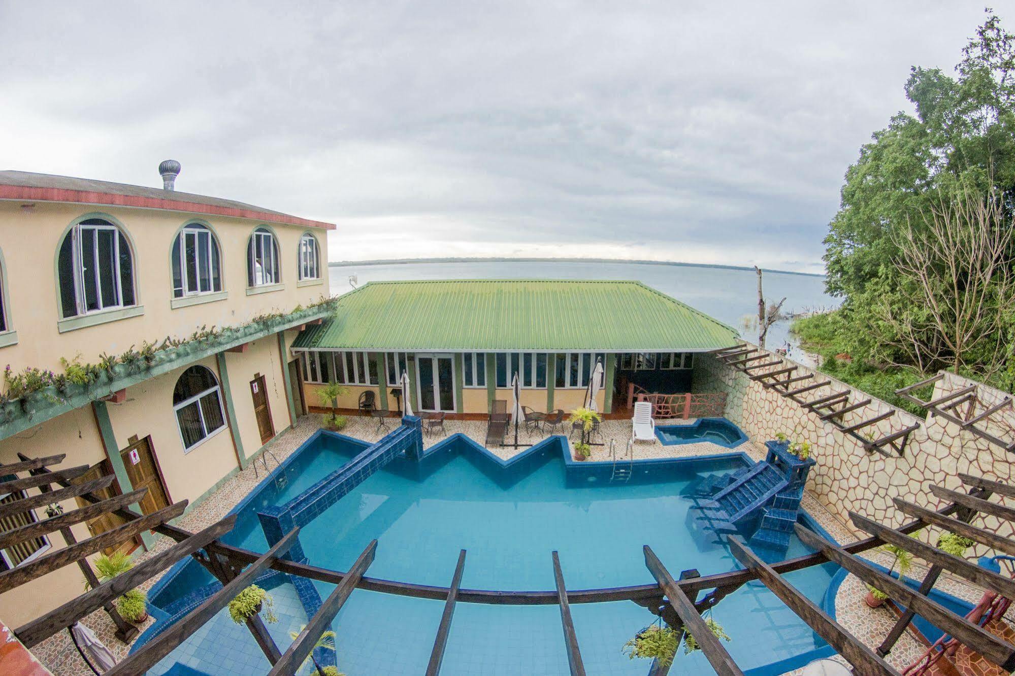 Hotel Ribiera Del Lago Peten Itza San Roman Exterior foto
